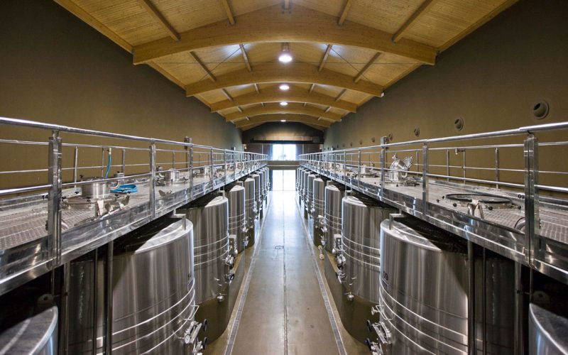 Vinícola na Espanha - Fábrica de produção de vinho