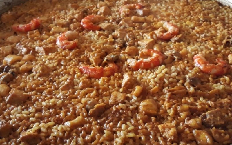 vino maridaje arroz pescado